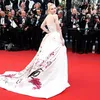 Elle Fanning Red Carpet Cannes 2017