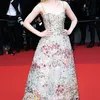 Elle Fanning Red Carpet Cannes 2017