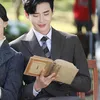 Lee Jong Suk
