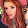 Gaya Aneh Bella Thorne
