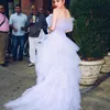 Gaya Aneh Bella Thorne