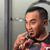 Rico Ceper tunjuk dengan tangan