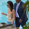 Kendall Jenner Tanpa Bra