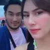 Nagita Slavina dan Syahnaz Sadiqah Nonton Konser BLACKPINK
