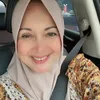 Henidar Amroe yang Merasa Beruntung Tanpa Suami dan Anak di Usia 61 Tahun