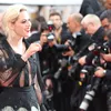 Kristen Stewart Tanpa Bra &amp; Pakai Baju Transparan