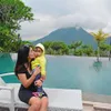 Tania Putri Jadi Hot Mom