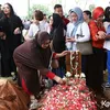 Pemakaman Renita Sukardi