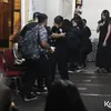 FOTO: Isak Tangis Para Member JKT48 Pecah Saat Melayat Jiro Inao