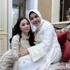 Nikita Willy - Yora Febrine