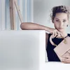 Jennifer Lawrence Jadi Model Tas Mahal