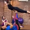 acro yoga, acroyoga, seleb acroyoga, apa itu acro yoga