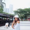 Audi Marissa ke Singapura