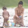 Kim Kardashian Pakai Bikini