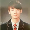 Foto Kelulusan Idol - V BTS - Cha Eun Woo