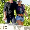 Lady Gaga &amp; Pacar Barunya