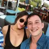 Kemesraan Mike Lewis &amp; Pacar