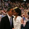 foto mesra Obama-Michelle