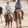 Kendall &amp; Caitlyn Naik Kuda