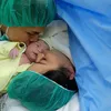 Chelsea Olivia Melahirkan