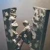karya seni dari besi