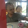 Baby El Main Bareng Teman Sebaya