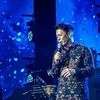 Foto Langka Ariel NOAH Pakai Batik