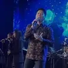 Foto Langka Ariel NOAH Pakai Batik