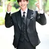 Foto Lee Junho Saat Hadir di Acara \&#039;Newsroom\&#039;