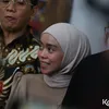 Foto Lesti Kejora Penuh Senyum di Preskon