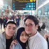 Foto Liburan Cindy Fatikasari Liburan Bareng Suami dan Dua Putra