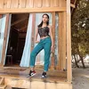 Millendaru Pakai Baju Renang