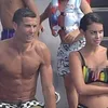 Ronaldo dan Pacar ke Ibiza