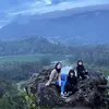 liburan ririe fairus