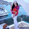 Liburan Syahrini