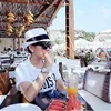 Liburan Syahrini