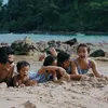 liburan keluarga sasono 