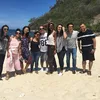 Liburan Luna Maya, Raline Shah, Krisdayanti