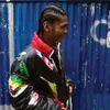 Joe Jonas Pakai Jaket Karya Desainer Indonesia