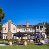 FOTO: Mansion 10 Juta Dollar Milik Jessica Alba di Beverly Hills