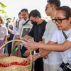 Foto Mario Kahitna Menangis