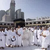 FOTO: Masa Tenang Pilkada, Annisa Pohan - Suami Beribadah Umrah