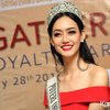 Dijumpai saat peluncuran Customer Loyalty Card Mustika Ratu di Grand Indonesia, Jakarta Pusat, Sabtu (28/1), Felicia Hwang yang merupakan first runner-up Putri Indonesia 2016 sempat berikan dukungan pada Kezia Warouw.
