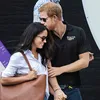 Foto Mesra Pangeran Harry &amp; Meghan Markle