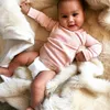 Bayi John Legend - Chrissy Teigen