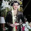 Vicky Shu Menikah