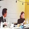 Foto Namgoong Min Saat Beri Surprise Melamar Jin Ah Reum Beredar,