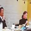 Foto Namgoong Min Saat Beri Surprise Melamar Jin Ah Reum Beredar,