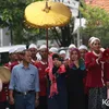 Amel Carla Syukuran Dengan Anak Yatim