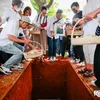 Foto Pemakaman Carlo Saba yang Berlangsung Penuh Har